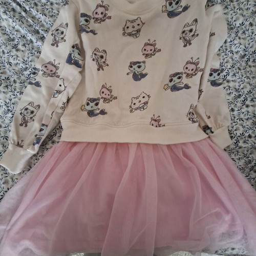 Gabby dress H&M like new, size 122-128, white multicolor