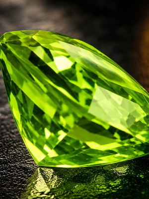 Natural Peridot 2.93ct ALGT Certified Step Cut Intense Green