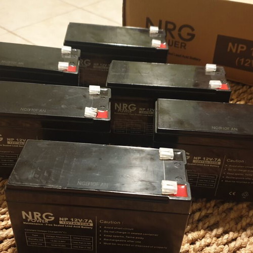 NRG Power NP 12V 7Ah batteries like new, pack of 16