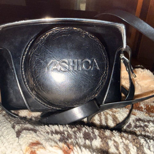 Yashica Minister D 1963 vintage collectible camera like new