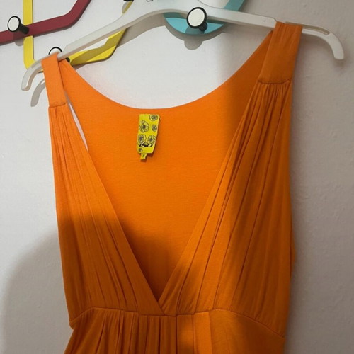 Iso summer orange dress new, size Medium
