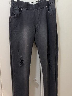 Jean SugarFree 100% cotton used with rips and faded areas, elastic waist, grey