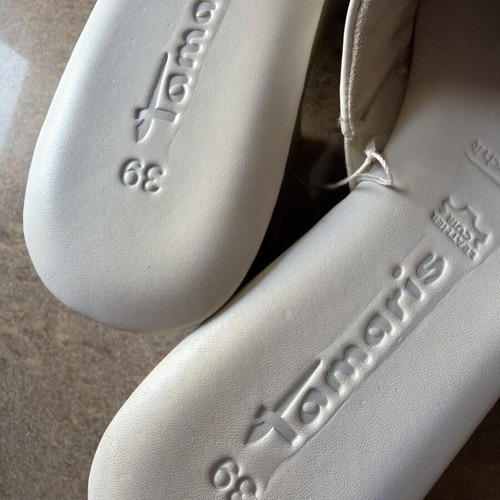Tamaris heeled slippers size 39, new, white