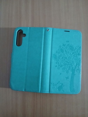 Samsung a15 5g phone case like new, used few days