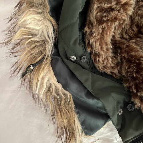Bershka khaki parka jacket with detachable fur hood, size M, like new