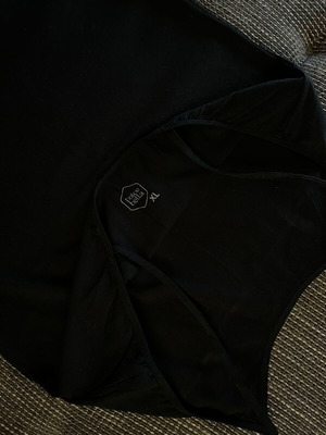 Basic black cami top XL, like new, thin straps