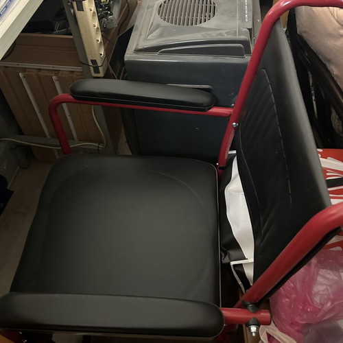 Toilet chair new