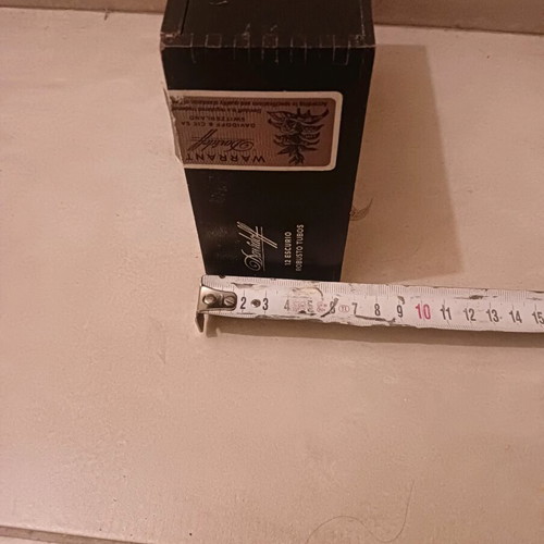 Cigar Box like new, empty