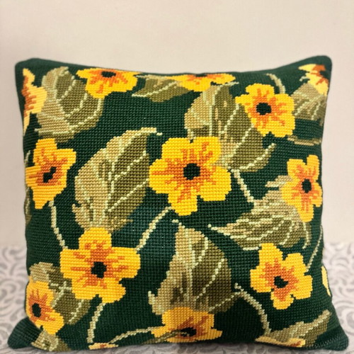 Hand-embroidered pillow with retor new, size 38x36cm