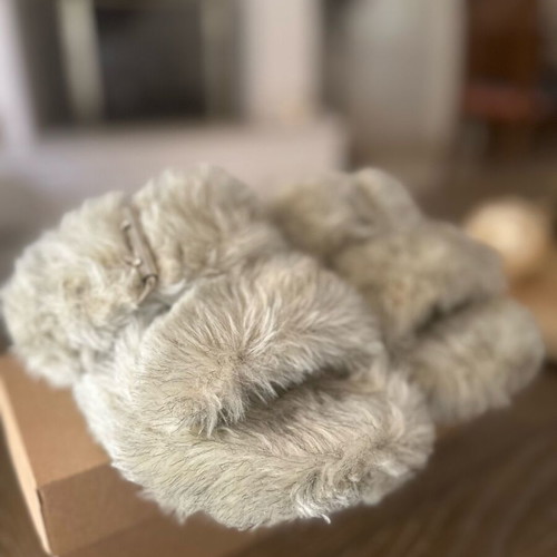 Esiot slippers gray new, furry, size 39