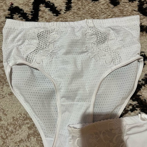 Set of 3 women's underwear size L new, white and beige