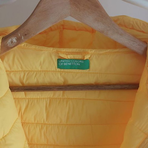 Benetton sleeveless jacket 11-12 years like new, yellow
