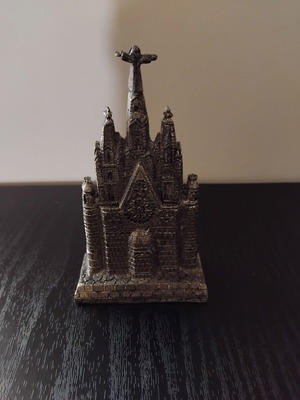 Corazón Tibidabo vintage souvenir used, metal miniature decoration