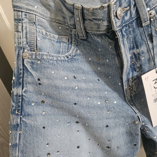 Stradivarius denim shorts with studs, size 34