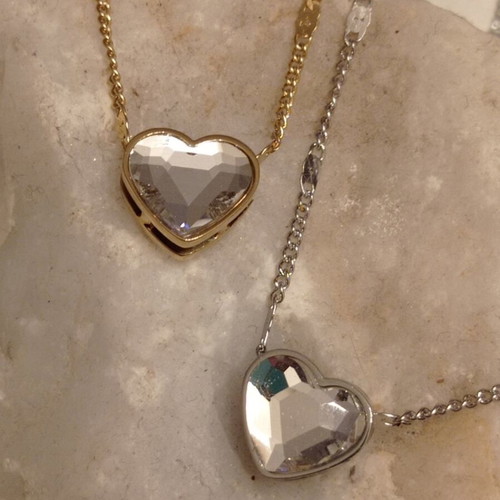 Gold stainless steel necklace with heart pendant and crystal, new