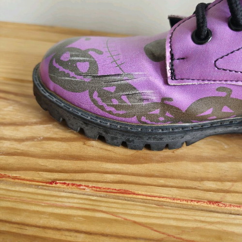 Nightmare Before Christmas boots used, size 36, purple