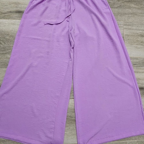 Women's set with shirts and pants like new