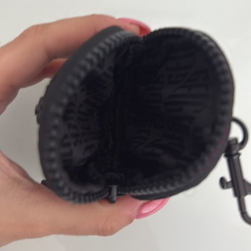 Kurt Geiger wallet like new, black with zipper