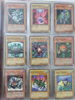 Yugioh κάρτες τεράτων καινούργιες, πακέτο 90 σπάνιες