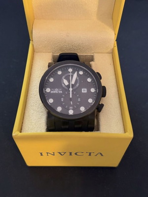 Invicta DNA Racer watch used, black silicone strap, chronograph