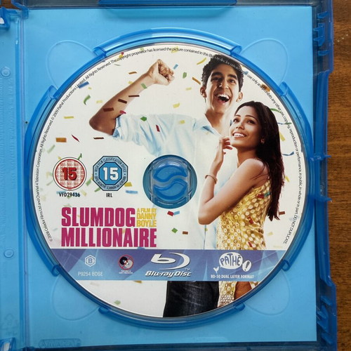 Slumdog Millionaire Blu-ray like new with English subtitles