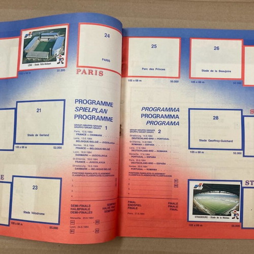 Panini 1984 UEFA EURO 84 Album used, 70 of 258 stickers completed