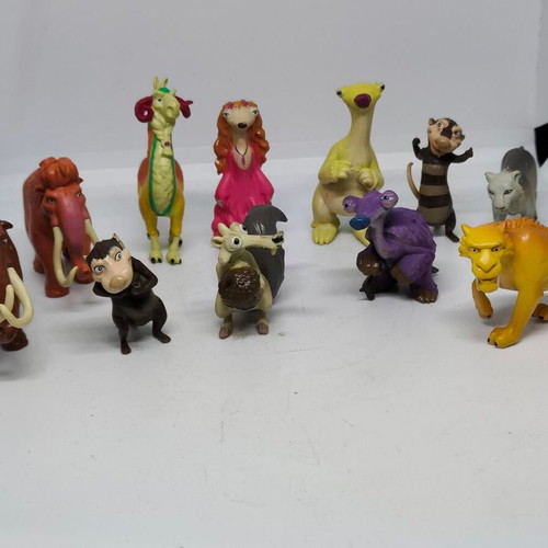 Ice Age collectible figures set of 11, like new