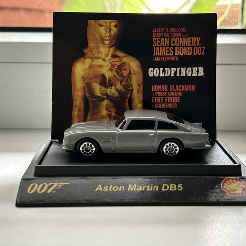 Aston Martin DB5 James Bond 007 Goldfinger Shell Collection new