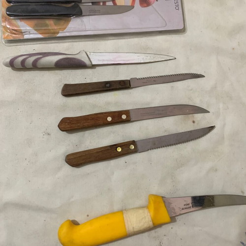 Kitchen knives used, assorted set, unsharpened