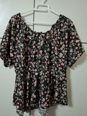 Blouse short-sleeve airy XXL like new, multicolored