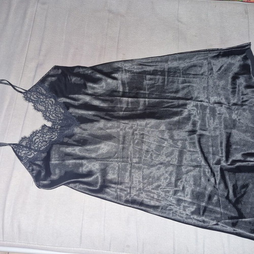 Black nightgown new with lace and adjustable straps size L