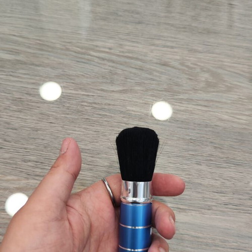 Blush brush with protective case new, unused