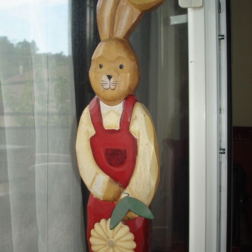 Wooden decorative bunny like new, 62cm height