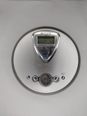 Sony CD MP3 Walkman D-NE300