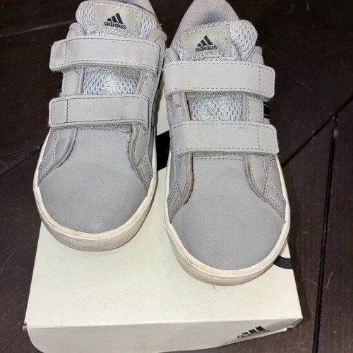 Adidas kids shoes size 27 grey like new, athletic