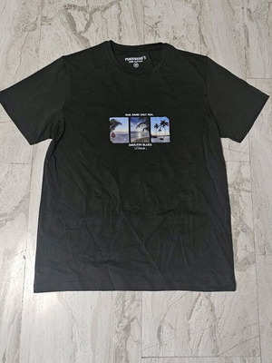 Portobello T shirt green like new, size M