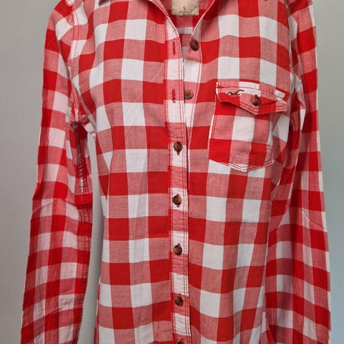 Hollister shirts set of 2 like new, size S, white and red