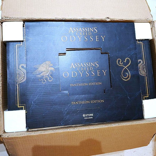 Assassins Creed Odyssey Pantheon Collectors Edition like new