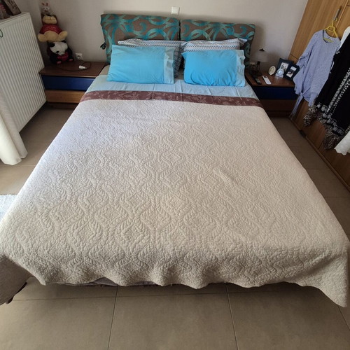 Double bed 200×160 with 2 nightstands, dresser, mirror, used