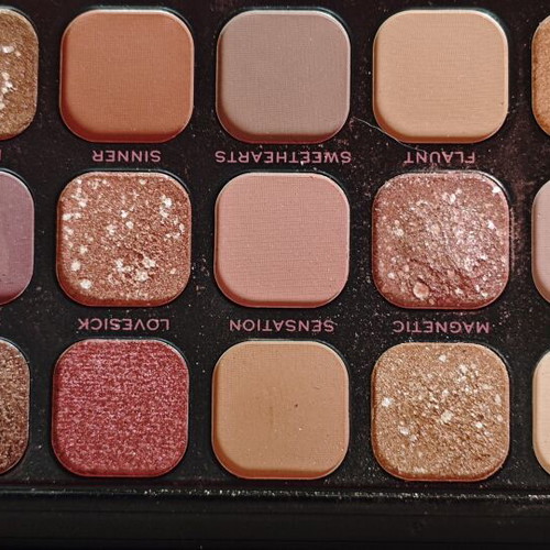 Revolution Eyeshadow Palette like new