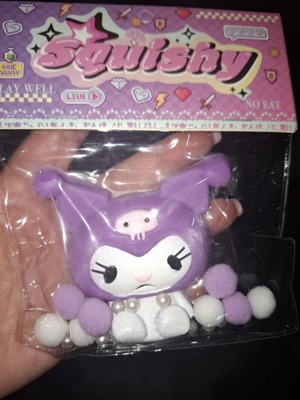 Squishy Kuromi нов, комплект от 20 броя в кутия за показване