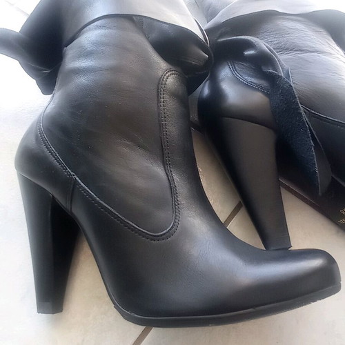 Muher Vov/Nov ankle boots black leather like new, 8 cm heel