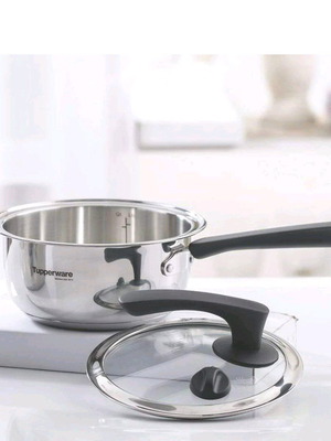 Tupperware saucepan 2 liters new