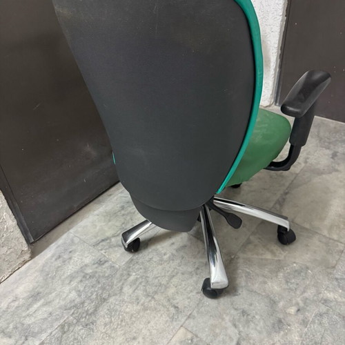 Office chair in good condition