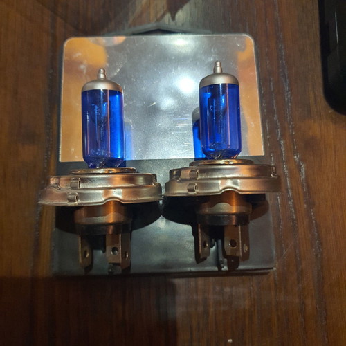 Xenon H5 new, excellent condition in original box