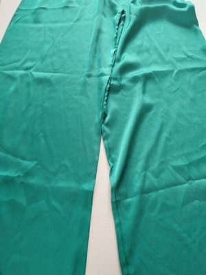 Women's satin pants green like new, size M