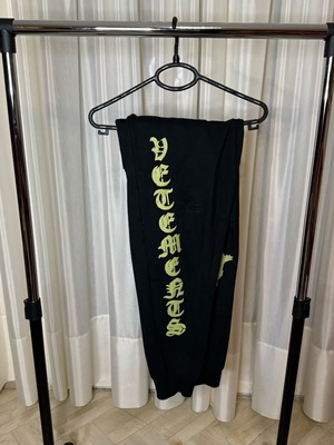Vetemens Anarchy Sweatpants like new, black, size M