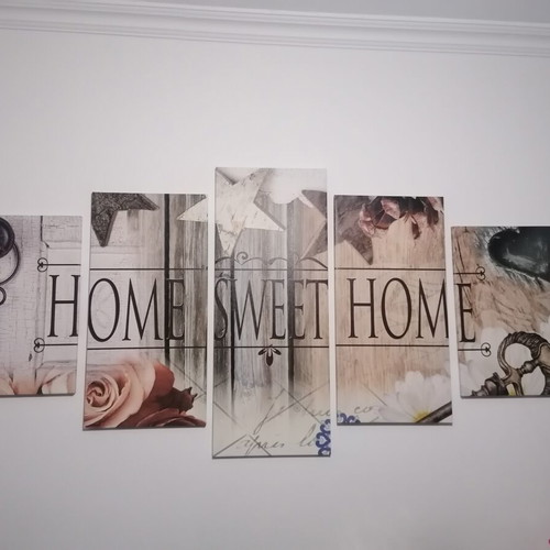 Canvas wall art set of 5 pieces like new, warm colors