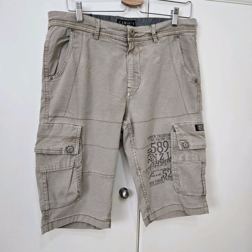 C&A Canda bermuda shorts like new, size 34, beige