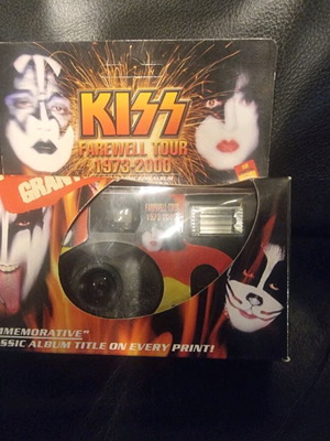 KISS Camera new official 2000 product for Farewell Tour